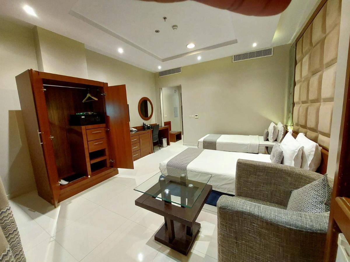 Al Muhaidb Down Town - King Fahd Road Riyadh Bagian luar foto