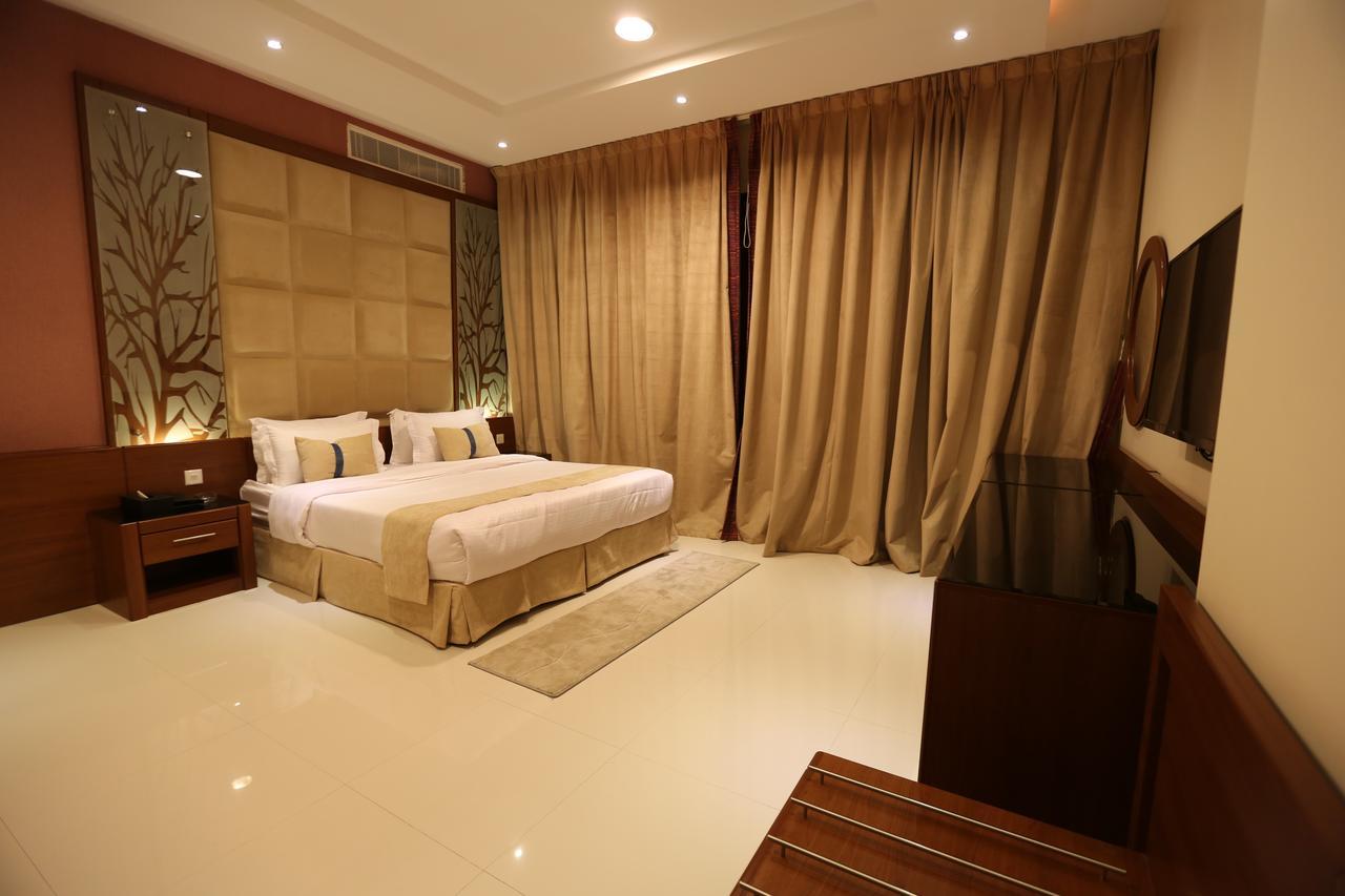 Al Muhaidb Down Town - King Fahd Road Riyadh Bagian luar foto
